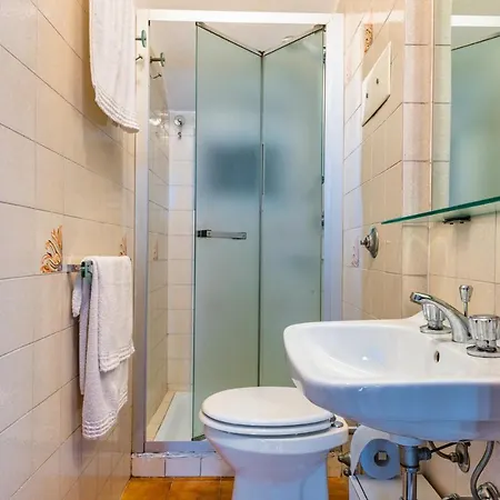 Villaggio Hospital House Apartment *