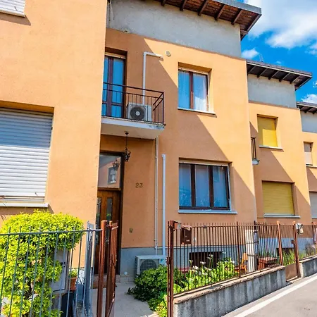 Apartment Villaggio Hospital House *