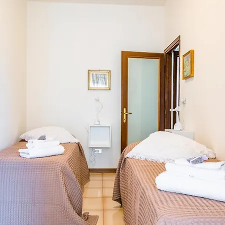Villaggio Hospital House Apartment